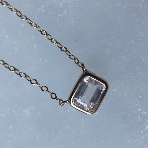 14K Gold Natural Morganite Necklace - Picture 4 of 7